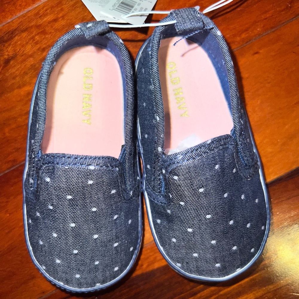 18-24 Months Old Navy Linen Slip-Ons